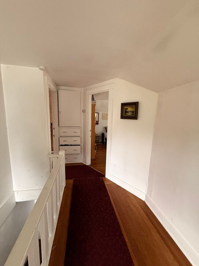 Building Photo - Beautiful home in York Neighborhood!