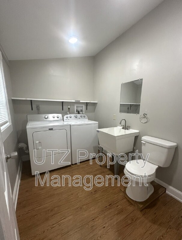 Building Photo - 29 John St