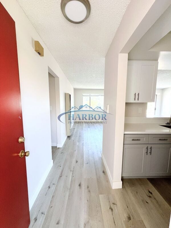 Building Photo - 2315 S Grand Ave