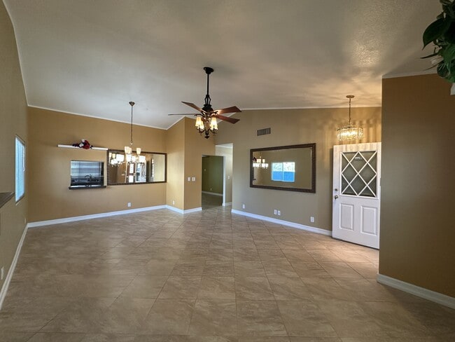 Building Photo - 4296 Sandcastle Dr