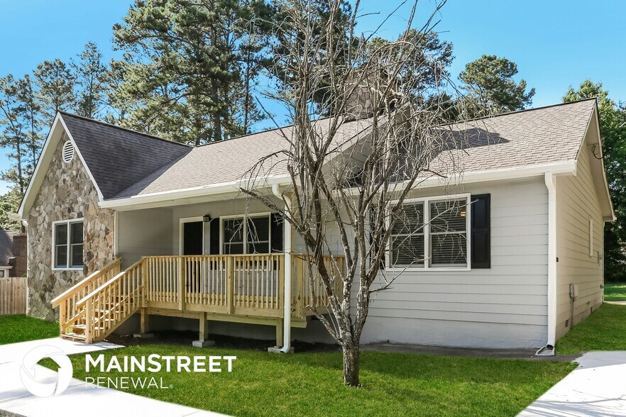 Building Photo - 43 1st Ave E