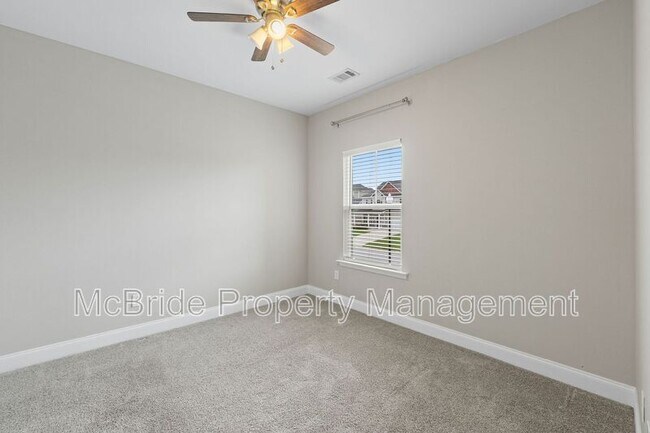 Building Photo - 1140 George W Crawford Dr