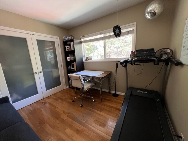 Office/3rd bedroom/ pullout sofa - 8101 Gould Ave