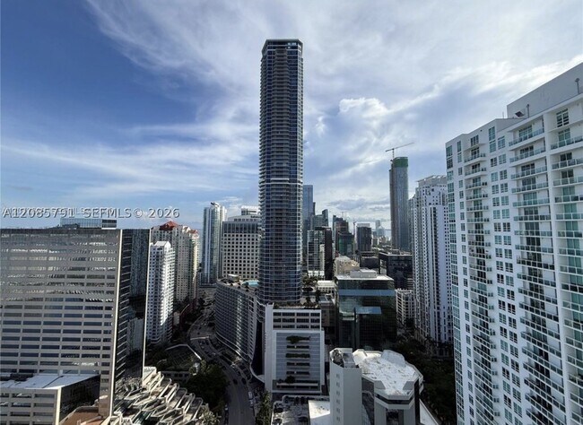 Building Photo - 950 Brickell Bay Dr