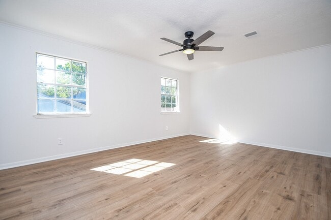 Building Photo - 7703 Braesridge Ct