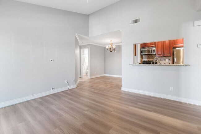 Building Photo - 2-Bedroom/2 bath near Almaden Lake! - $3,400/mo