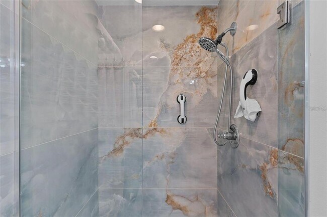 Building Photo - 9191 SE 166th Sprung Ln