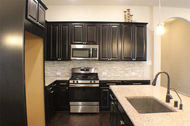 Building Photo - 8115 Anderwood Knl Trce