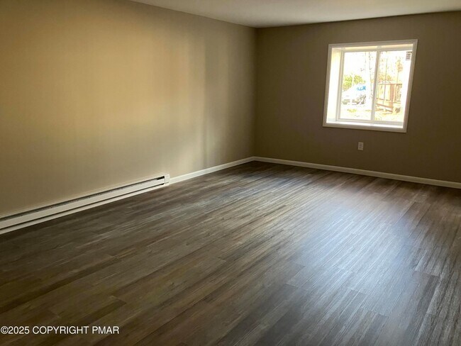 Building Photo - 180 Penn Forest Trail