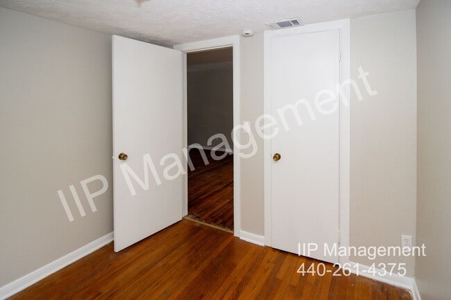 Building Photo - 6177 Iroquois Trail