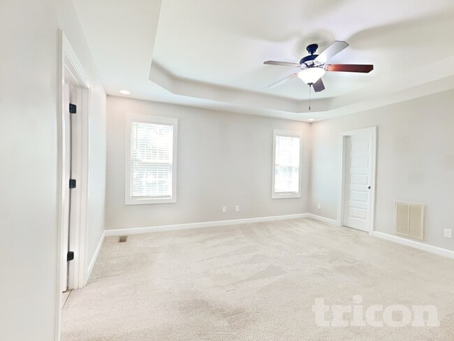 Building Photo - 102 Pinewinds Ct