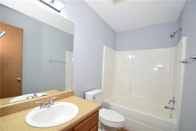 Building Photo - 132 Sage St