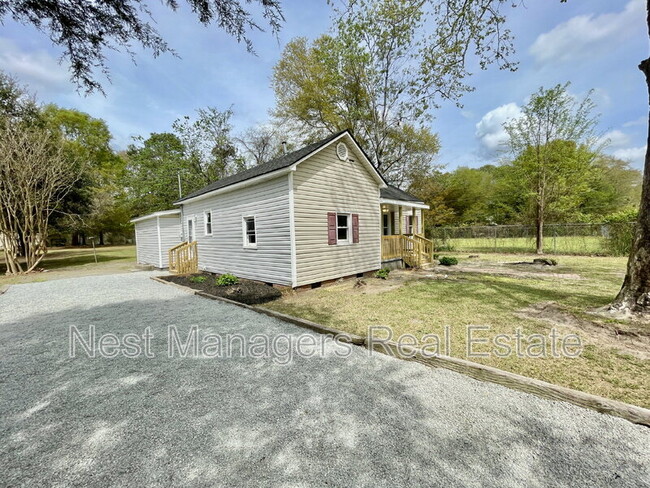 Building Photo - 318 Grimes St