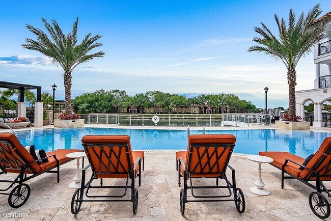 Building Photo - 5365 Harborside Dr