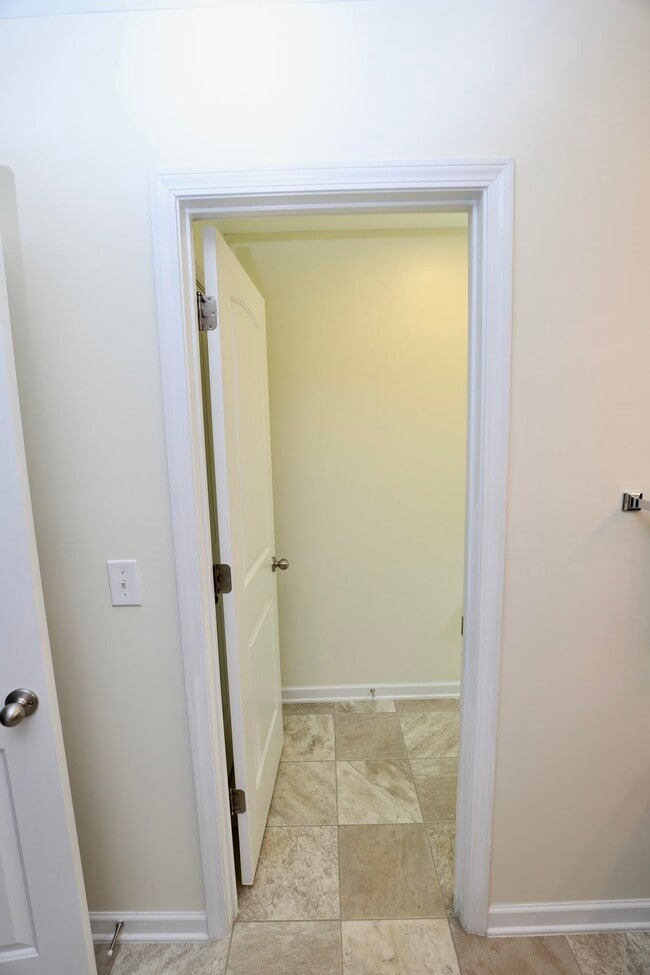 Building Photo - 71 Carina Ln