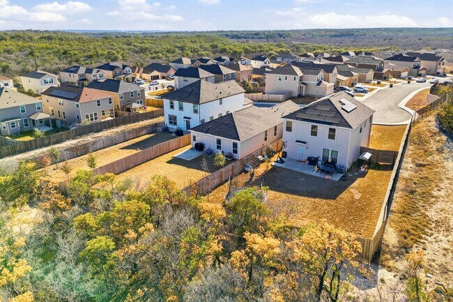 Building Photo - 15307 Oceanus Dr