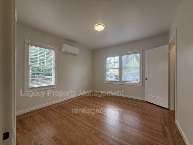 Building Photo - 45 1st St