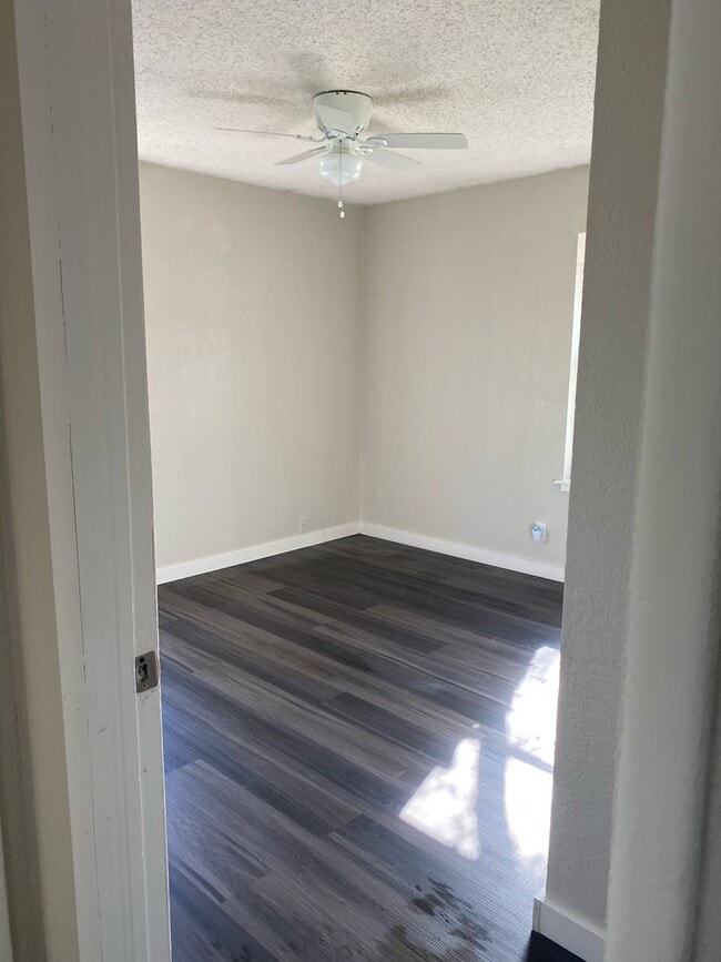 Building Photo - Beautiful Newly Remodeled Affordable Housi...
