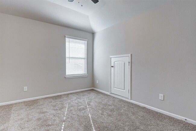 Building Photo - 5311 Sunway Dr