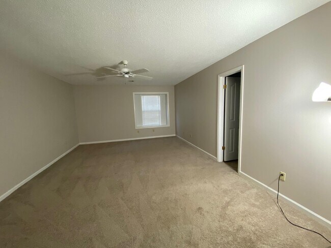 Building Photo - 3008 Harpers Ferry Dr