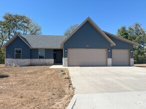 Building Photo - BRAND-NEW 3-bedroom, 2-bath home with Spri...