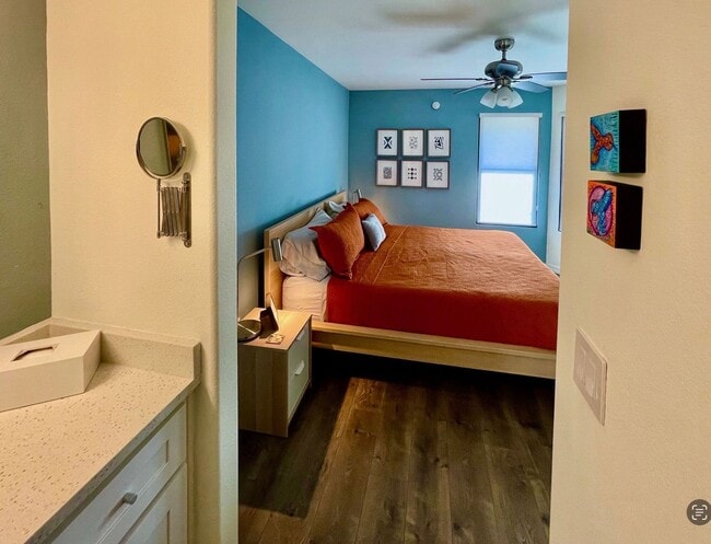 Building Photo - Furnished Modern Living at The Greens