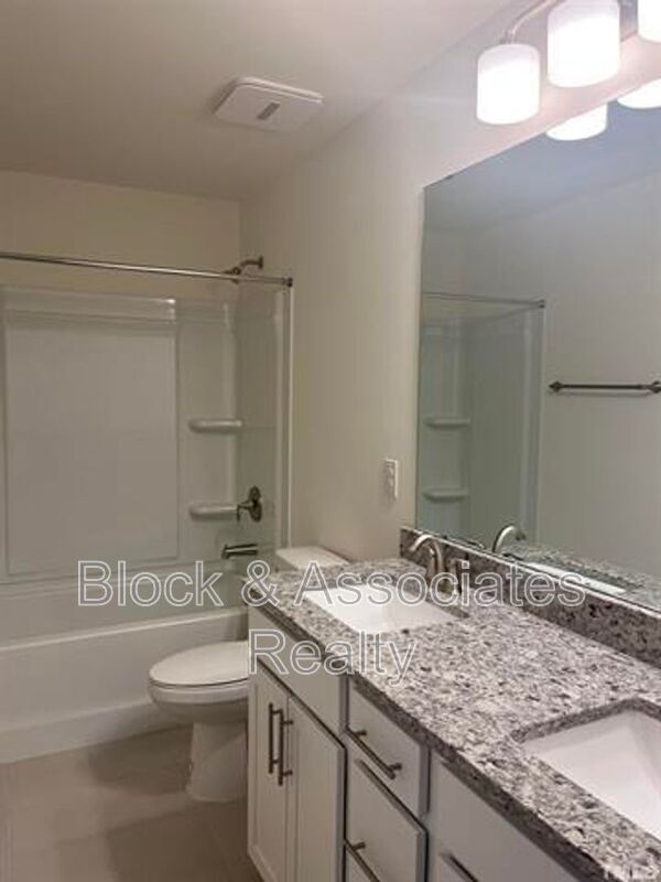 Building Photo - 7011 Gentle Pine Pl