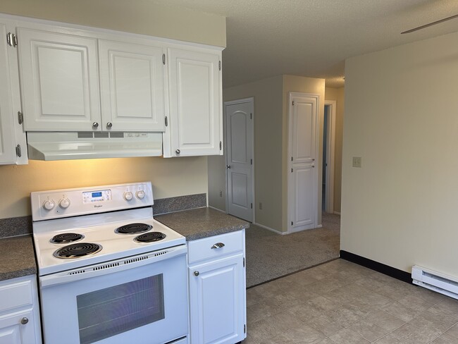 Building Photo - The Village at Monroe