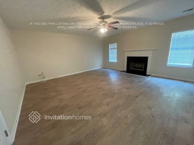 Building Photo - 3679 Lear Ct
