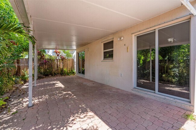 Building Photo - 14202 SW 151st Ct