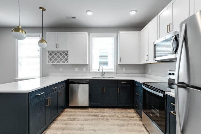 Building Photo - 1139 N 29th St
