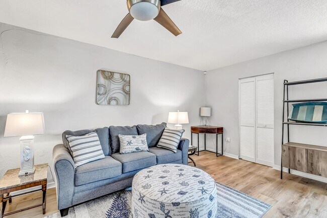 Building Photo - Available April 1st, 2026