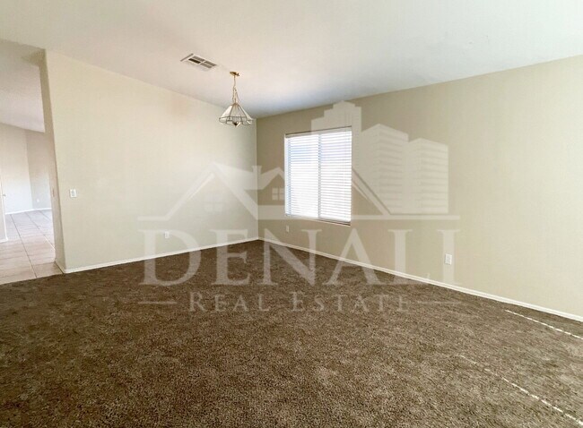 Building Photo - 7220 S 55th Dr