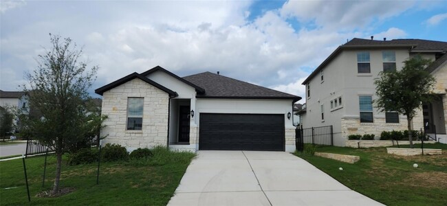 Building Photo - 4500 Modena Bay Bend