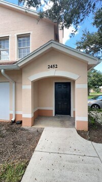 Building Photo - Palm Estates