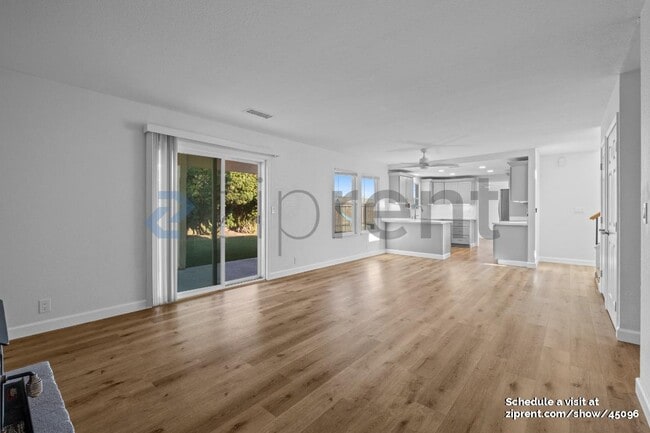Building Photo - 1275 Sweetbrier Pl