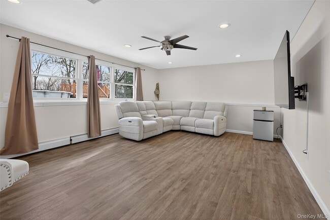 Building Photo - 4 Millard Cir