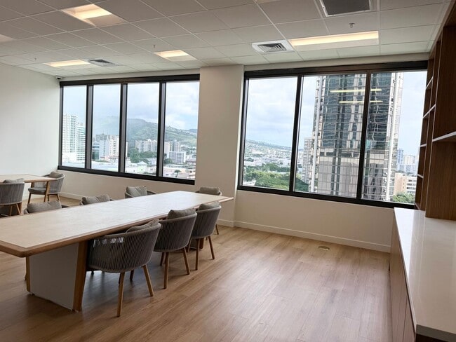 Building Photo - Brand New - The Park on Keeaumoku: 1 Bed, 1 Bath condo with 1 Parking, PETS OK!