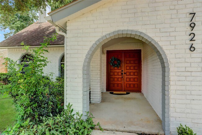 Building Photo - 7926 Windy Creek Dr