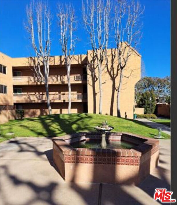 Building Photo - 6600 Warner Ave