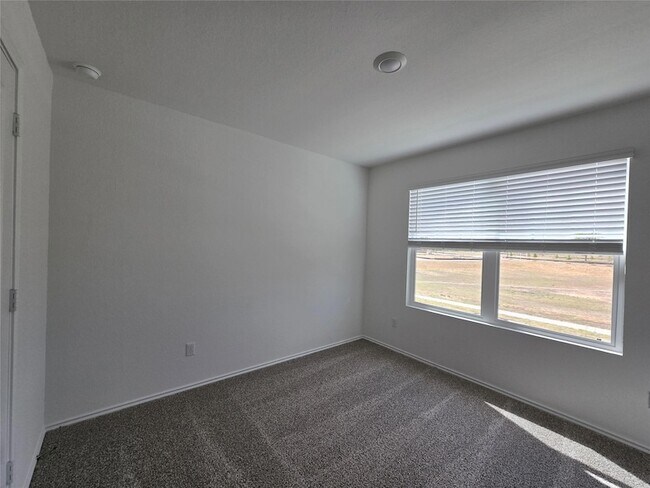 Building Photo - 352 San Juan Trl