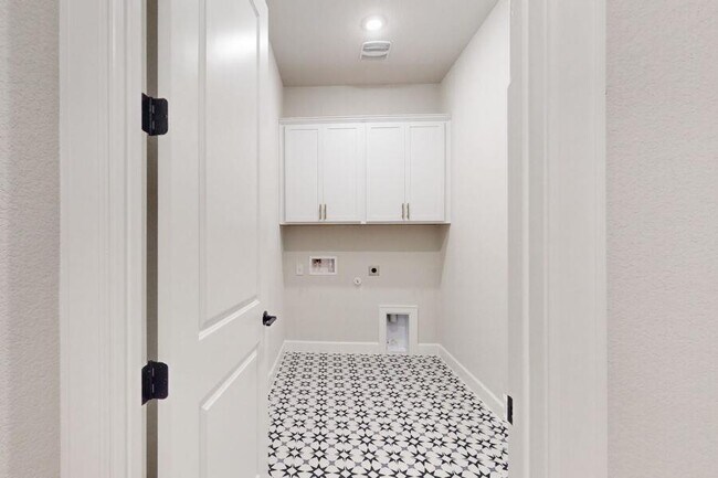 Building Photo - 119 Cotton Tree Ter