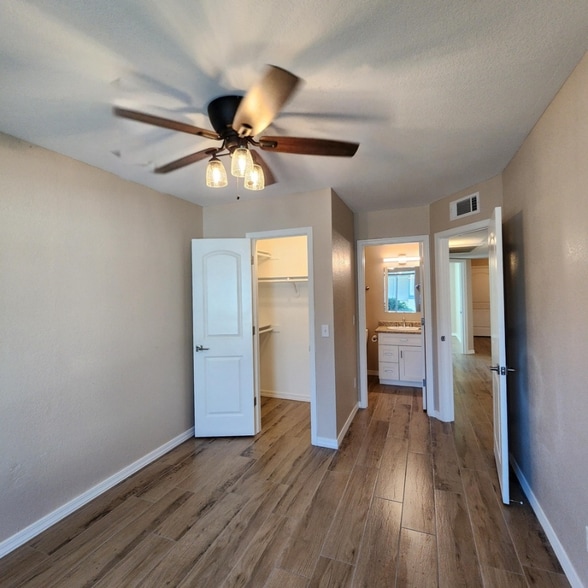 Building Photo - 608 S Pioneer