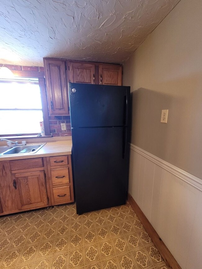 Building Photo - Leola 1st floor 1 bedroom