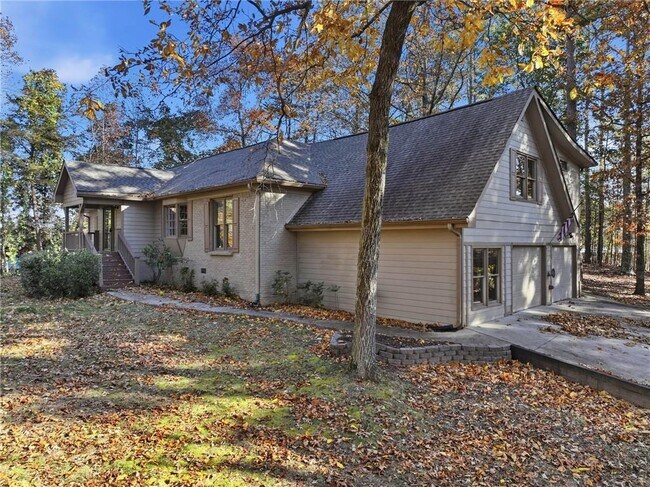 Building Photo - 3890 Steve Tate Hwy