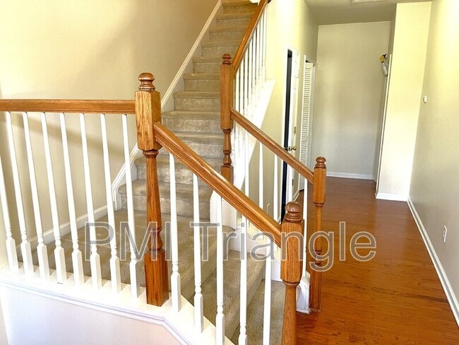 Building Photo - 316 Linden Park Ln