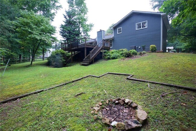 Building Photo - 3328 Mountain Hollow Dr