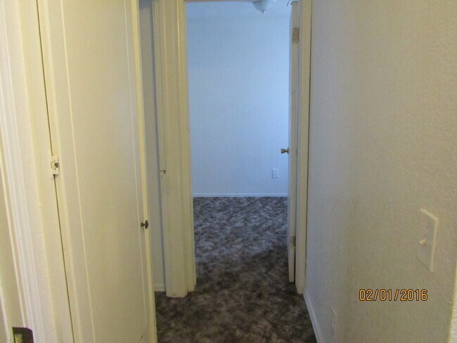 Building Photo - 2720 SW 74th St