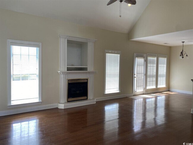 Building Photo - 544 Stonemason Dr