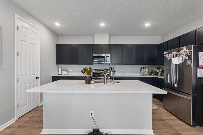 Building Photo - 26 Winged Elm Ct